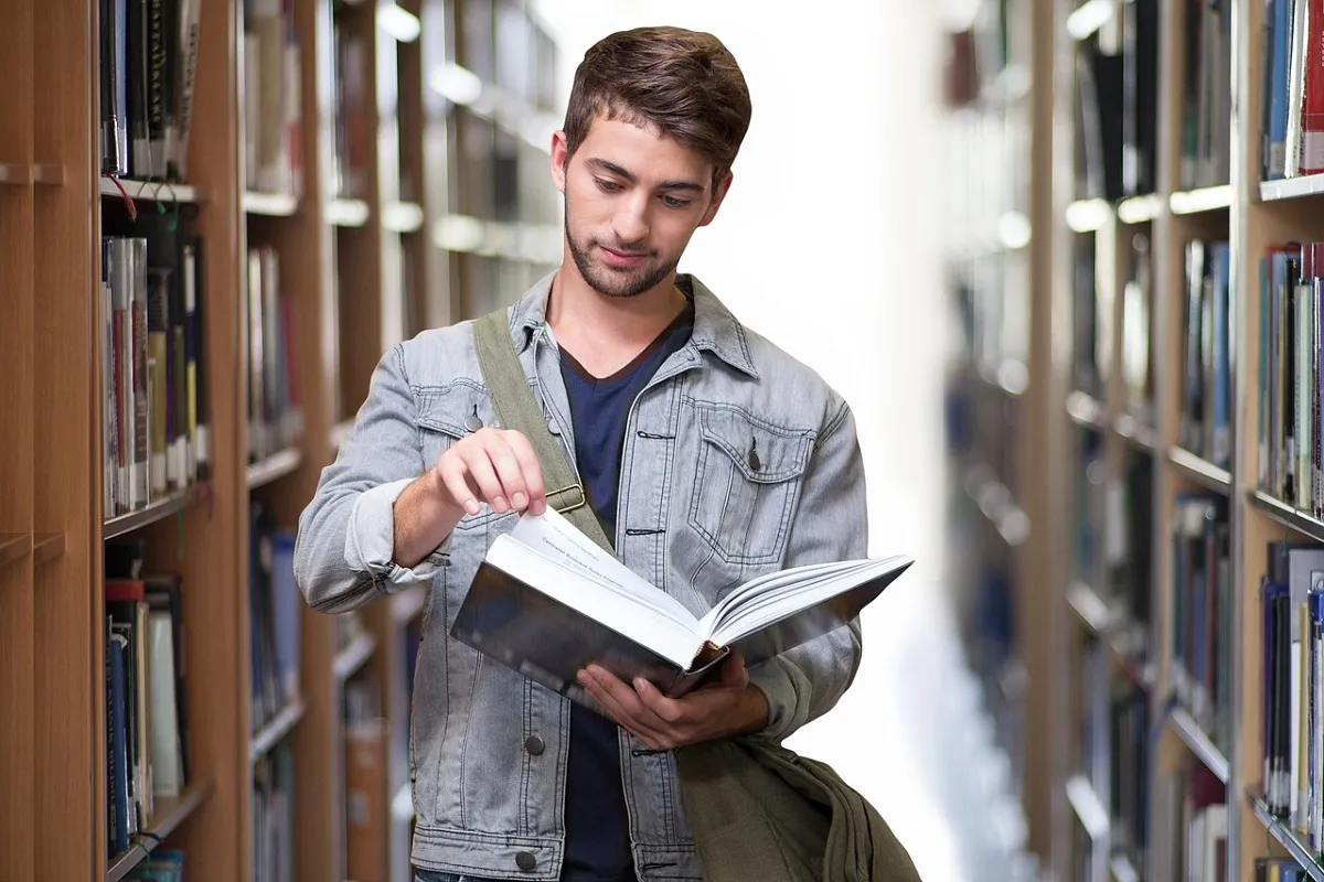 How to Choose the Best University in UK?